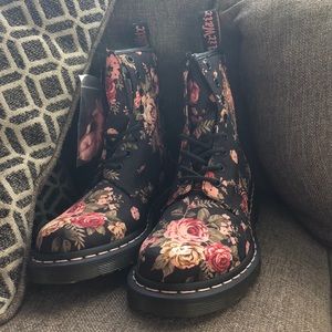 Doc Martens Combat Boots